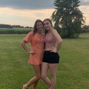 Meet your Posher, Ali